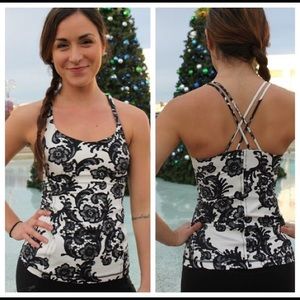 Lululemon Free to be Laceoflage Tank